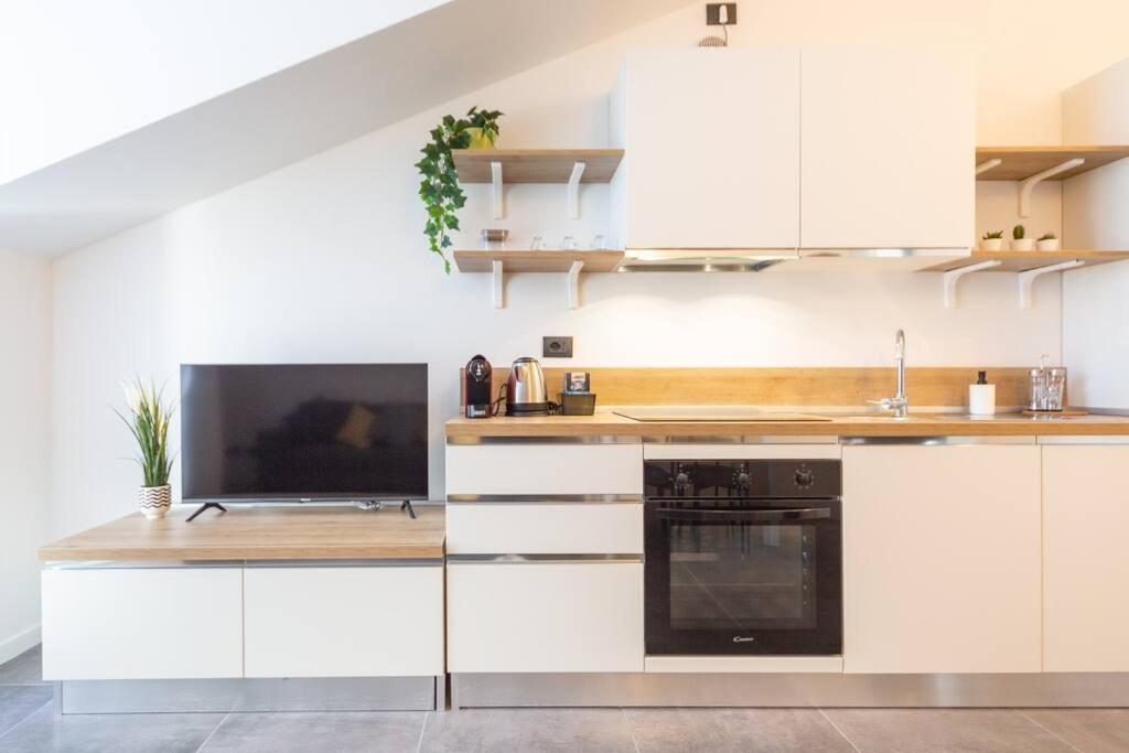 Khl Apartments Milan Exterior photo